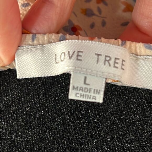 NWOT LOVE TREE | Micro Floral 2 Piece Cropped Top w/ Ruffle Skirt | Size Large - Picture 7 of 7